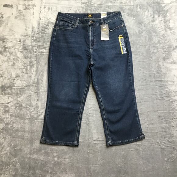 NWT Lee Legendary Style Evrything I Got Capri Jeans Women's Size 14 Dark Blue - Picture 1 of 7